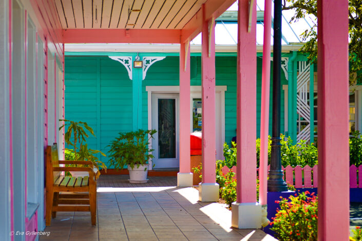 Colors-Bahamas